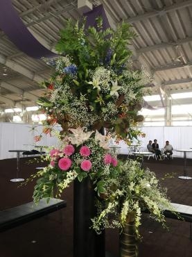 セレクトセール会場装花「花のスガヌマ」（北海道日高郡新ひだか町の花屋）のギャラリー写真